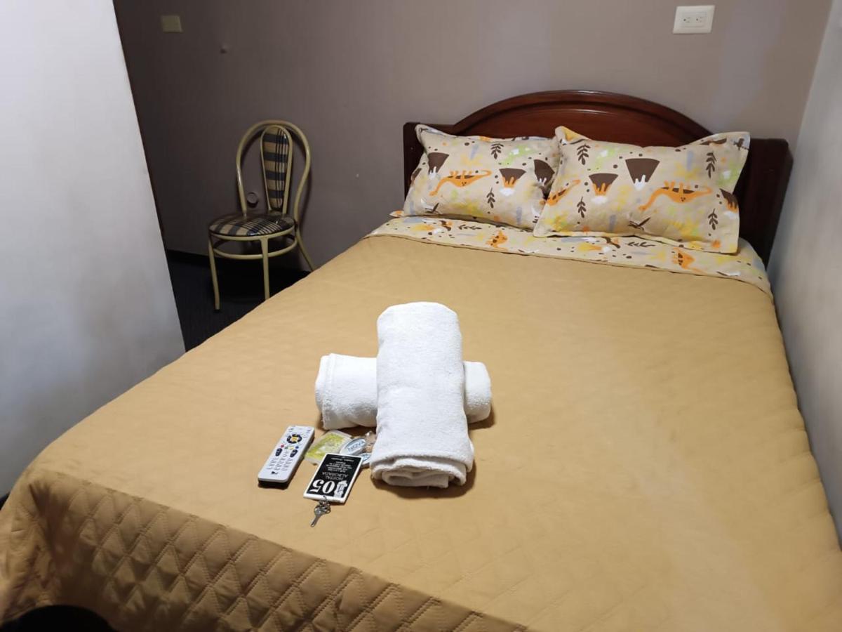 Hostal Alborada קואנקה מראה חיצוני תמונה