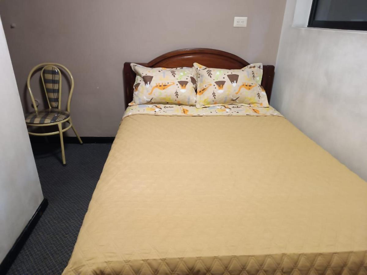 Hostal Alborada קואנקה מראה חיצוני תמונה
