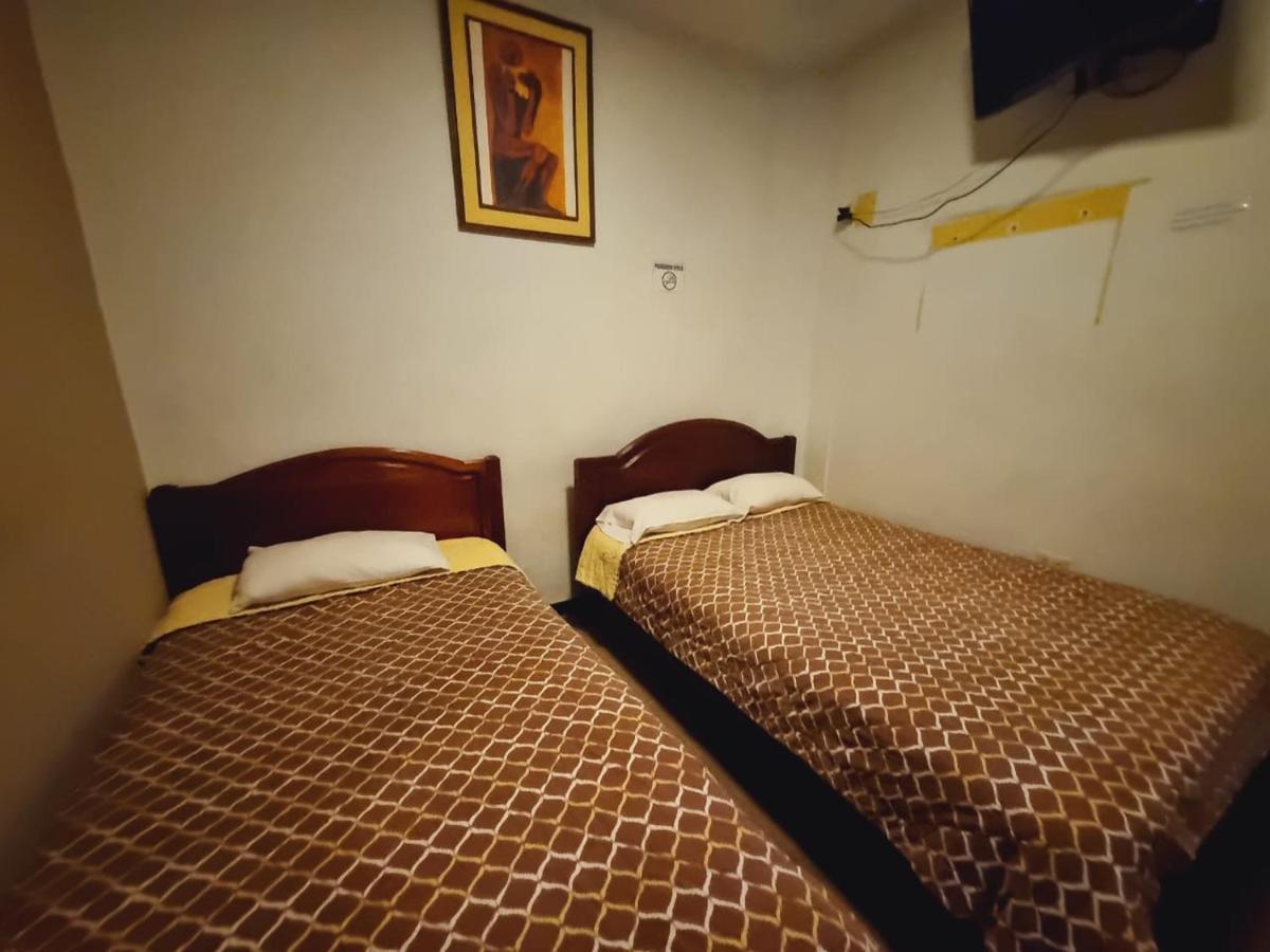 Hostal Alborada קואנקה מראה חיצוני תמונה