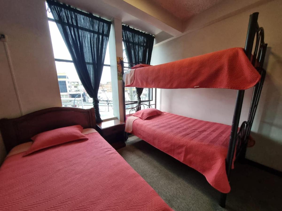 Hostal Alborada קואנקה מראה חיצוני תמונה