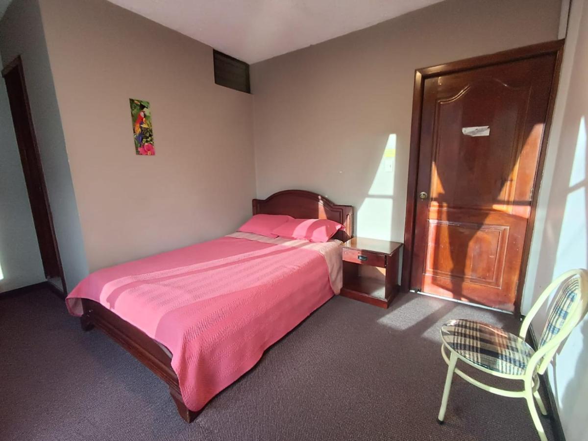 Hostal Alborada קואנקה מראה חיצוני תמונה