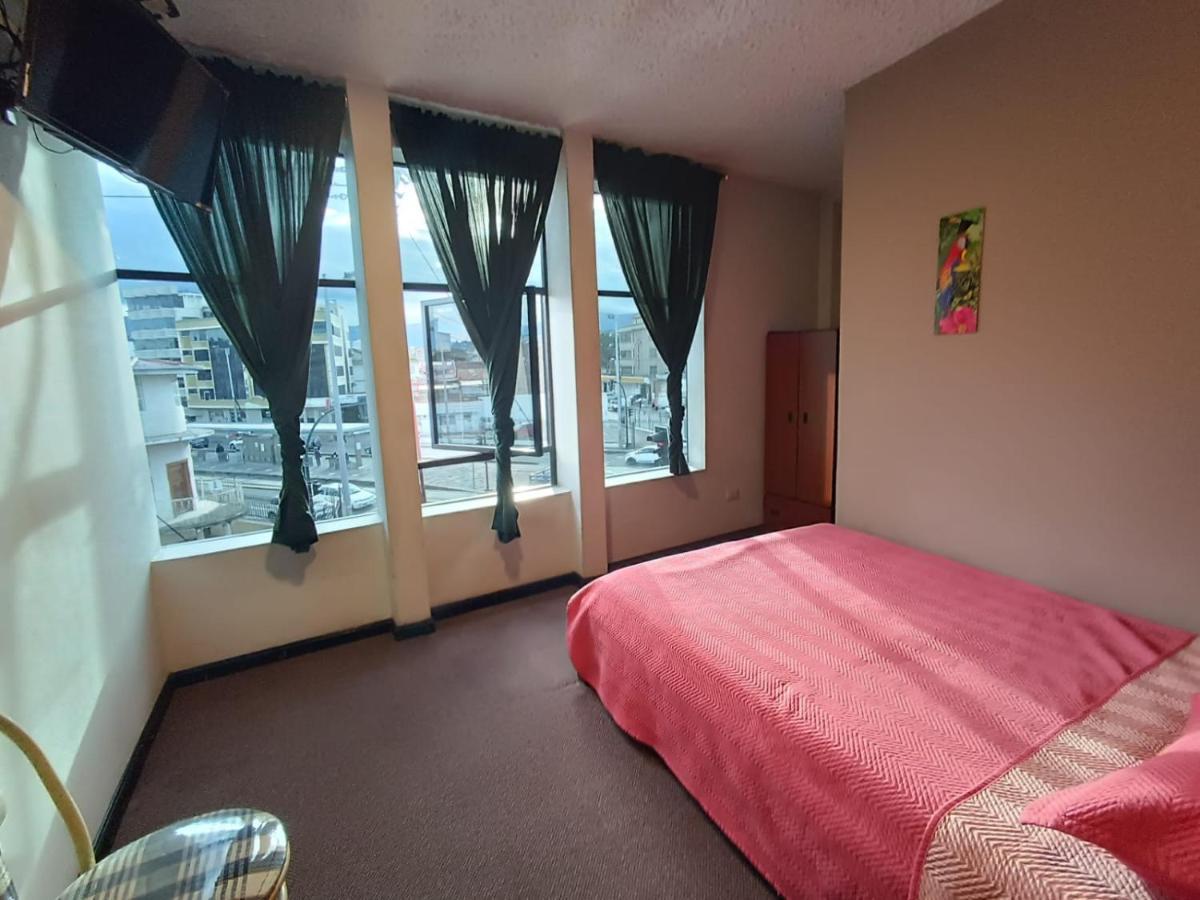 Hostal Alborada קואנקה מראה חיצוני תמונה