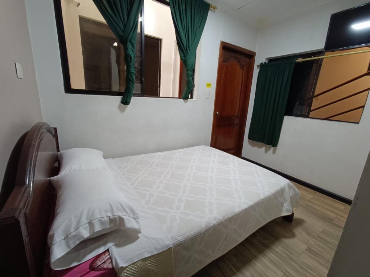 Hostal Alborada קואנקה מראה חיצוני תמונה